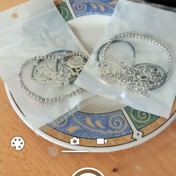 2/$25🌸 4 Pc/Set boho bracelets - Picture 8 of 10